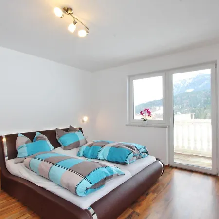 Spacious With Garden In Villa