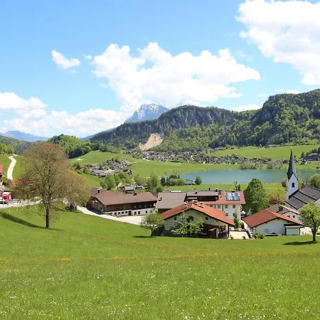 Spacious With Garden In Villa Hinterthiersee